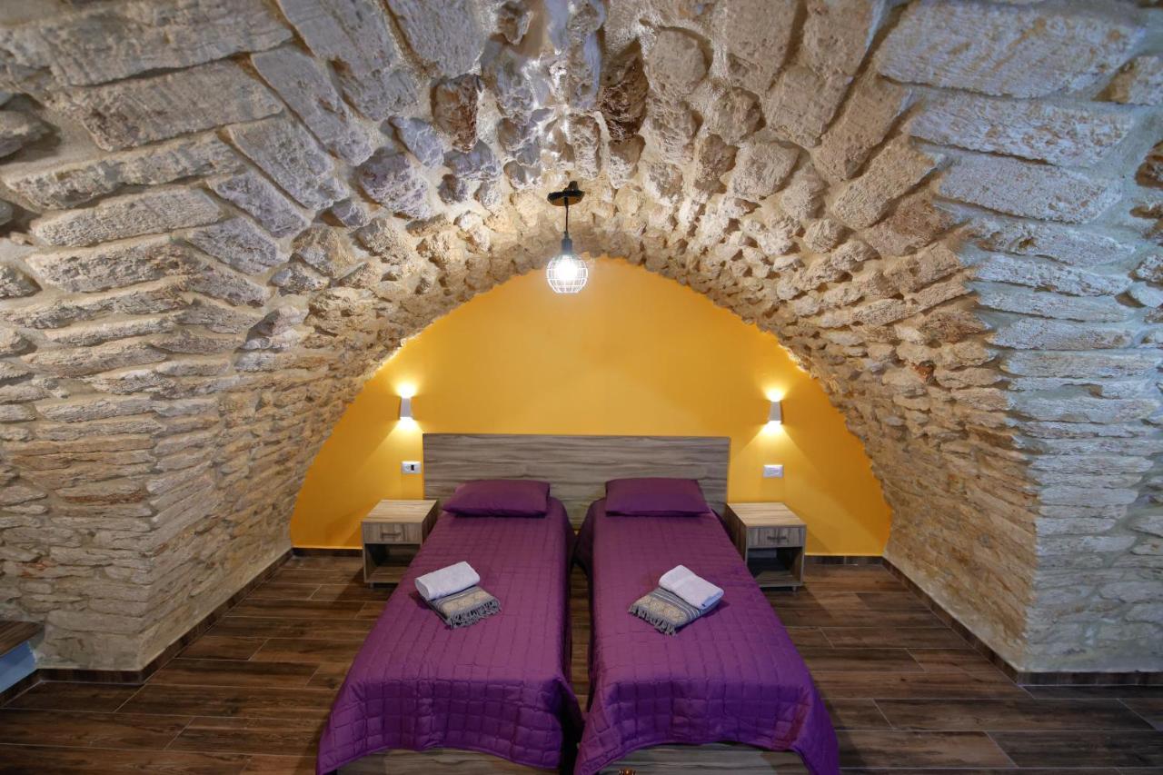 Louis Guesthouse Назарет Экстерьер фото